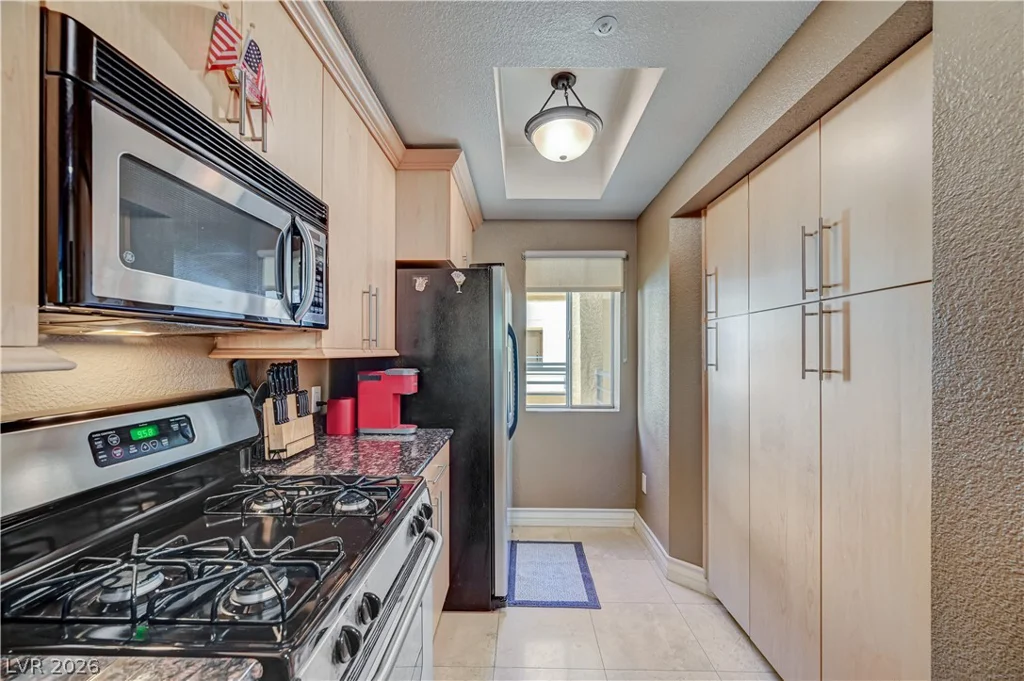 230 Flamingo, Las Vegas, NV 89169