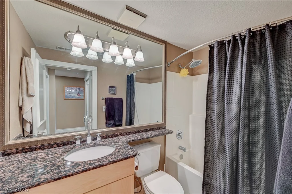 230 Flamingo, Las Vegas, NV 89169