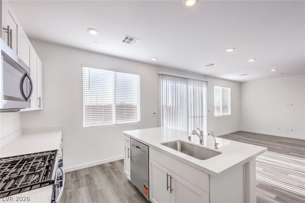 7339 TANYA FALLS, North Las Vegas, NV 89084