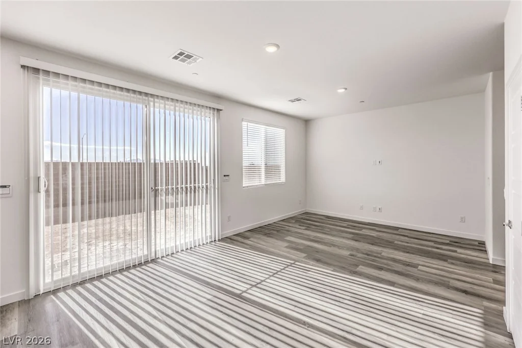 7339 TANYA FALLS, North Las Vegas, NV 89084