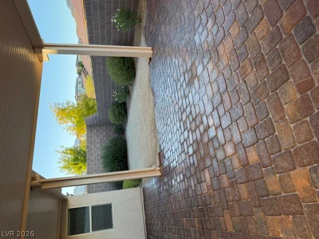 10764 Canary Blossom, Las Vegas, NV 89129