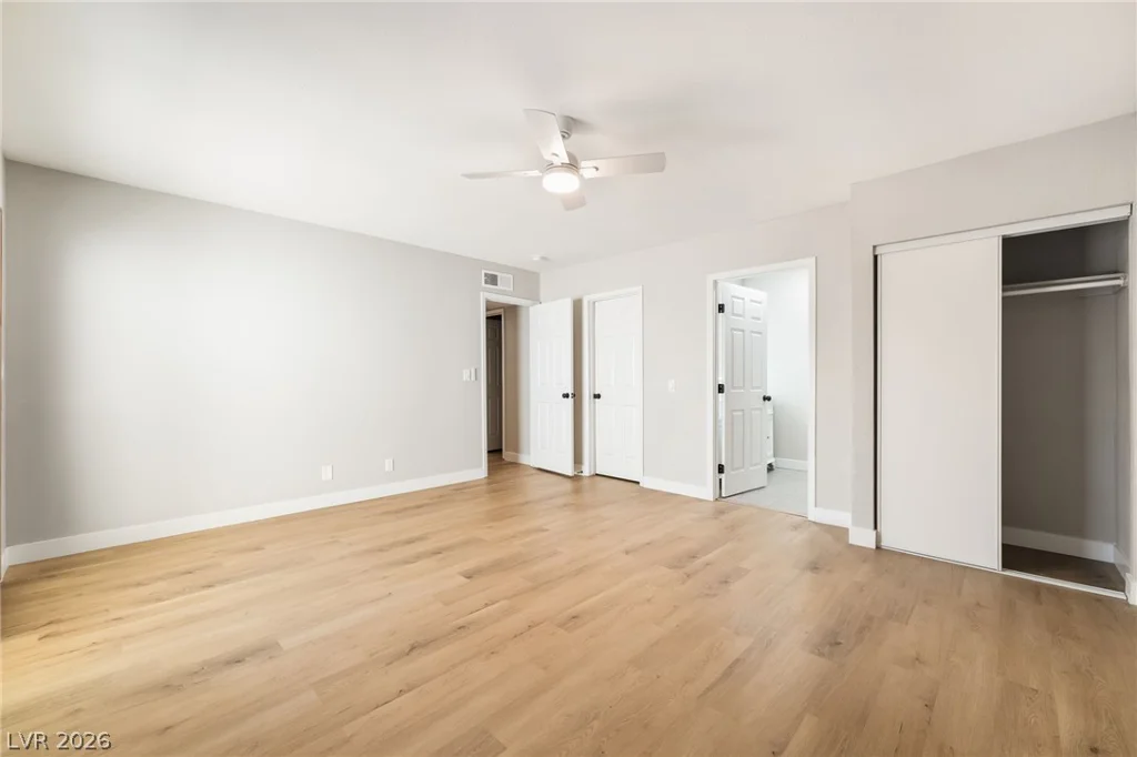 3320 Delderfield, Las Vegas, NV 89121