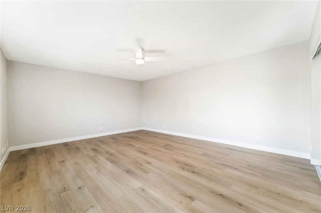 3320 Delderfield, Las Vegas, NV 89121