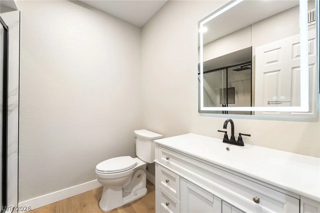 3320 Delderfield, Las Vegas, NV 89121