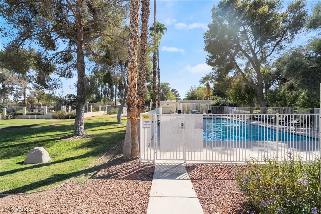 3320 Delderfield, Las Vegas, NV 89121