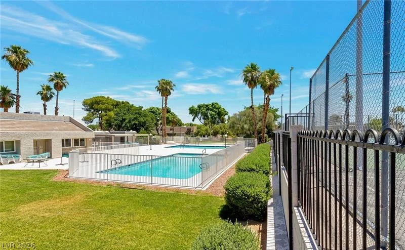 3320 Delderfield, Las Vegas, NV 89121