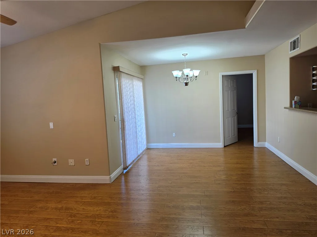 8000 Badura, Las Vegas, NV 89113