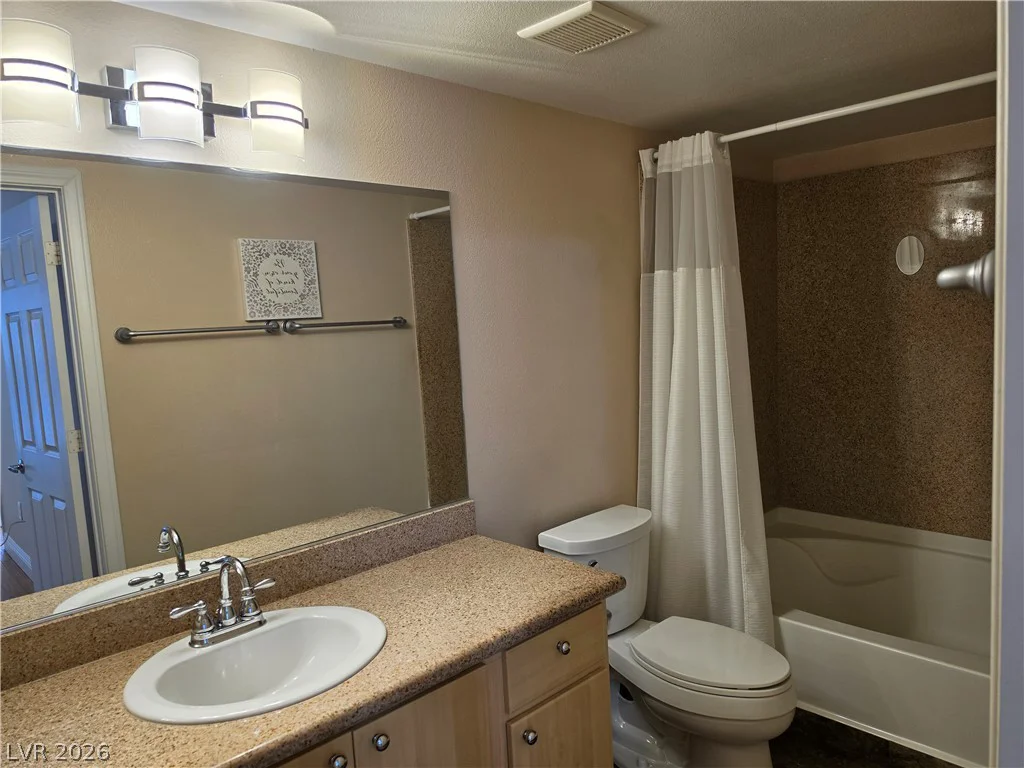8000 Badura, Las Vegas, NV 89113