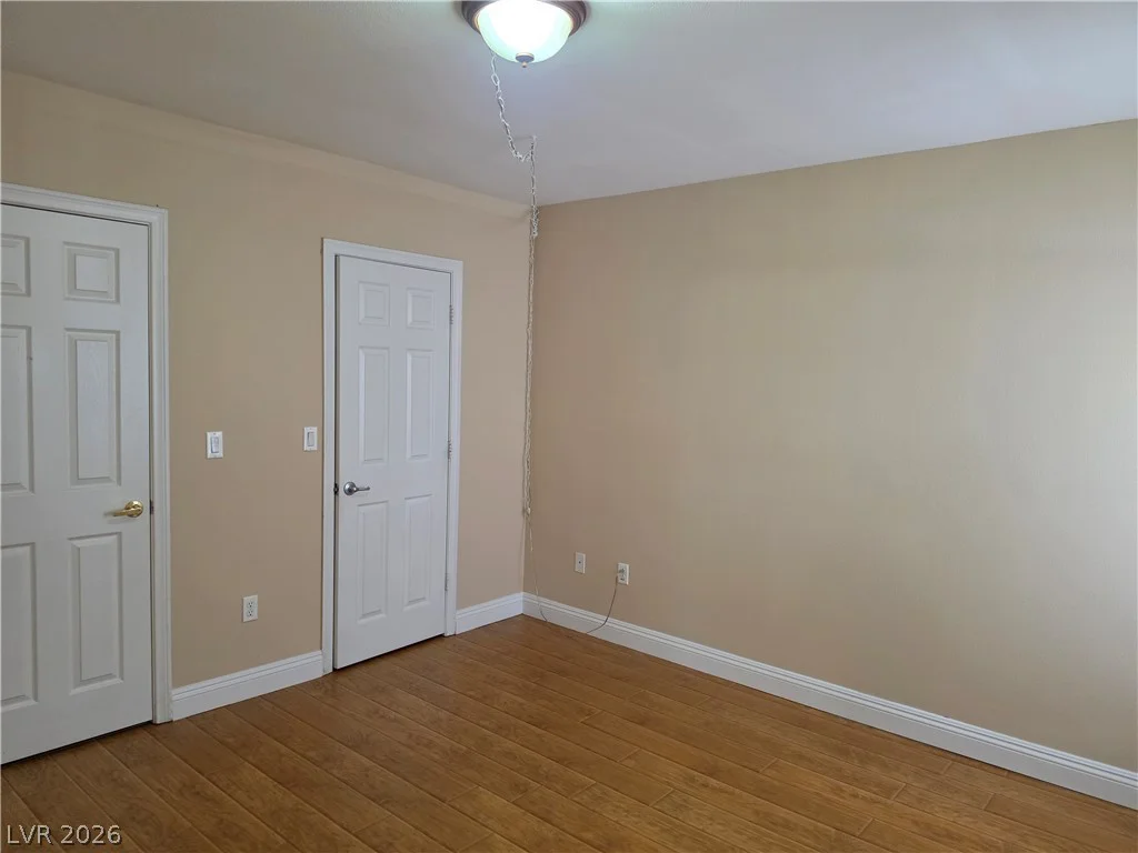 8000 Badura, Las Vegas, NV 89113