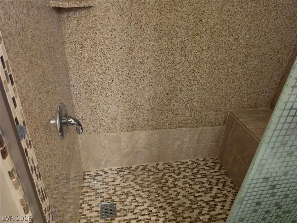 8000 Badura, Las Vegas, NV 89113