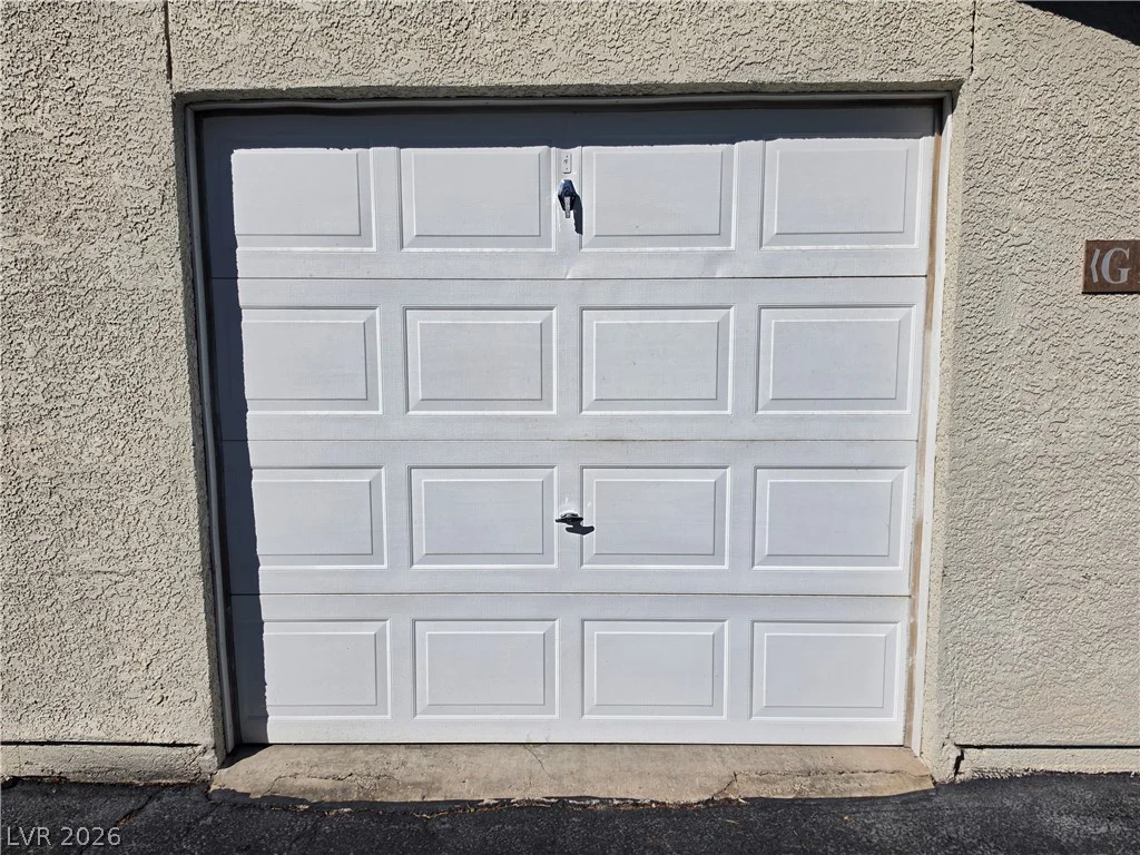 8000 Badura, Las Vegas, NV 89113