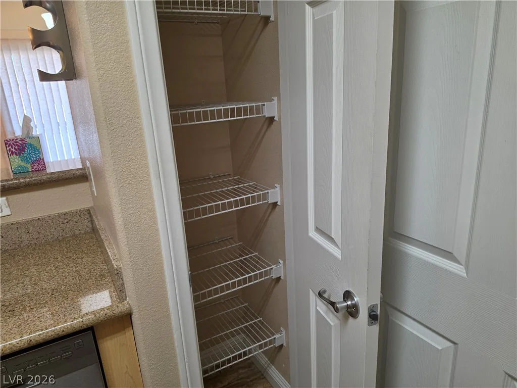 8000 Badura, Las Vegas, NV 89113