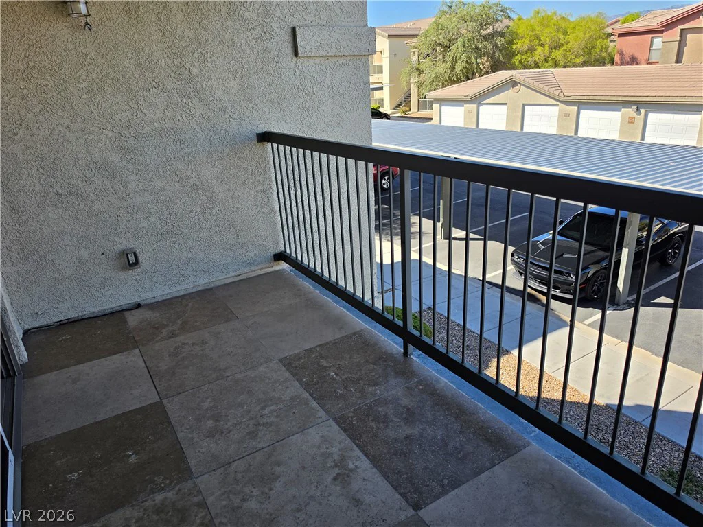 8000 Badura, Las Vegas, NV 89113
