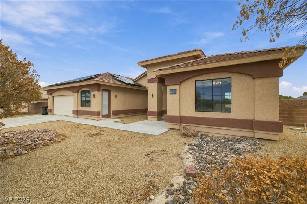 6821 Southgate, Pahrump, NV 89061