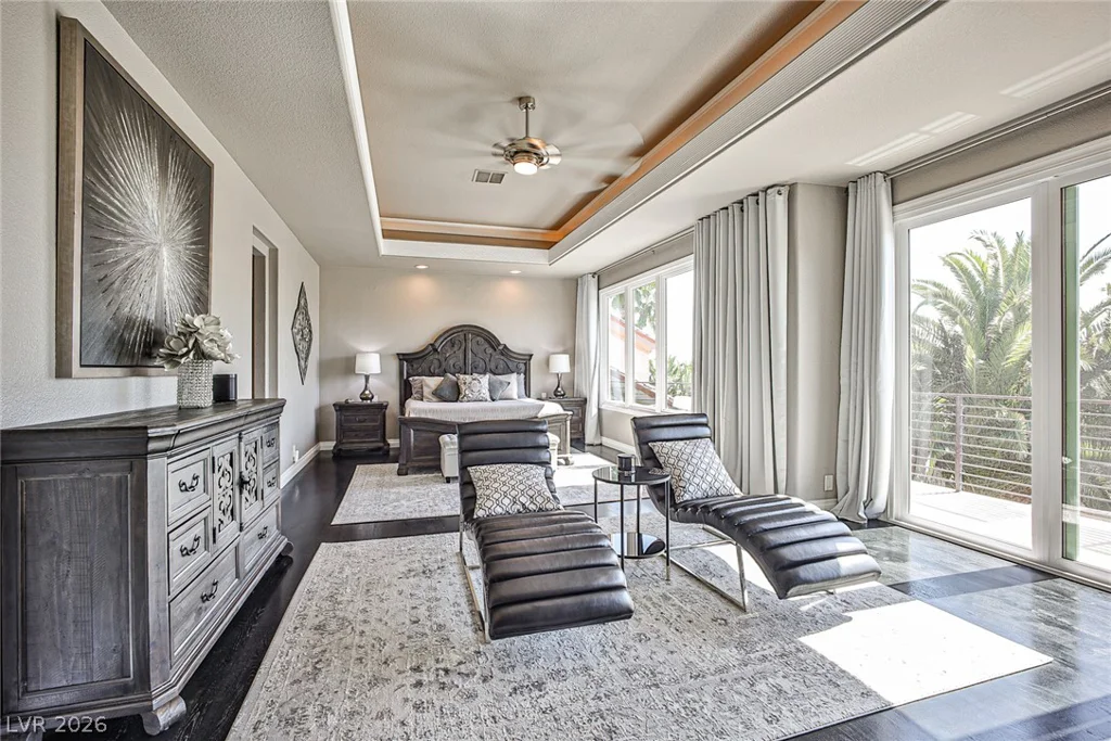 8361 Plum Creek, Las Vegas, NV 89113