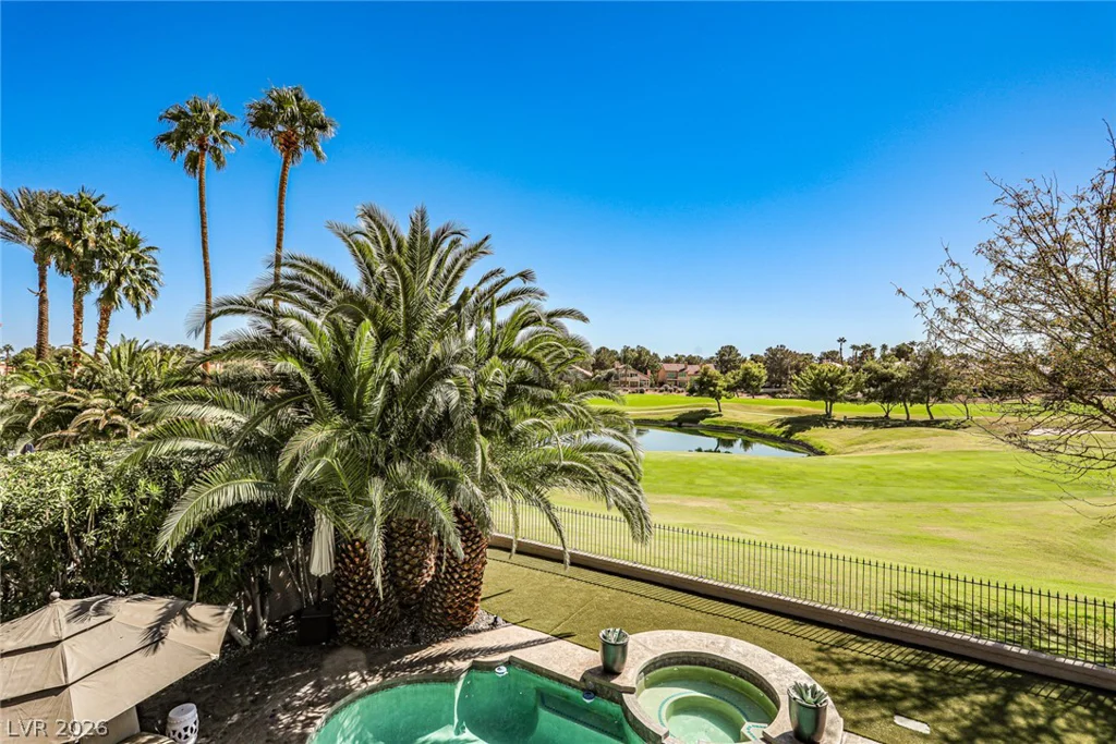 8361 Plum Creek, Las Vegas, NV 89113