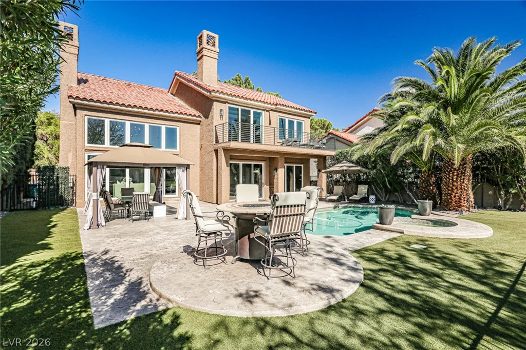 8361 Plum Creek, Las Vegas, NV 89113