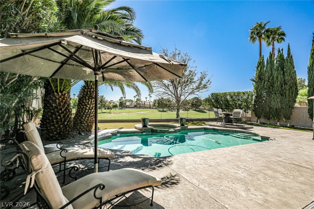 8361 Plum Creek, Las Vegas, NV 89113