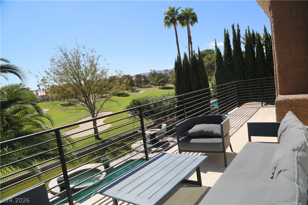 8361 Plum Creek, Las Vegas, NV 89113