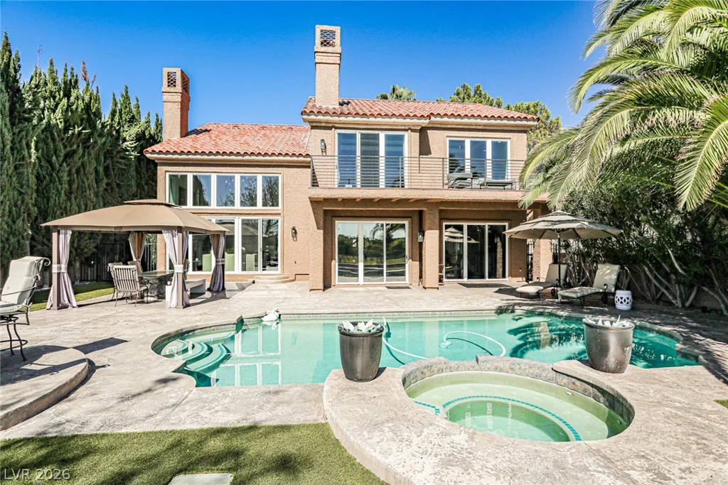 8361 Plum Creek, Las Vegas, NV 89113