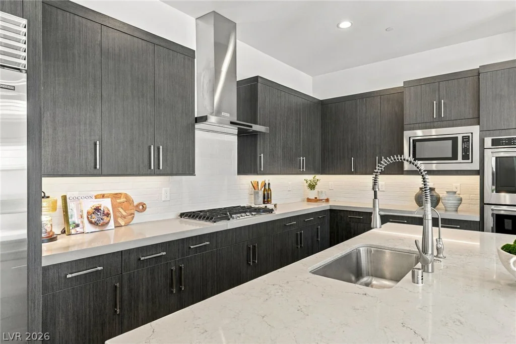 11280 Granite Ridge, Las Vegas, NV 89135