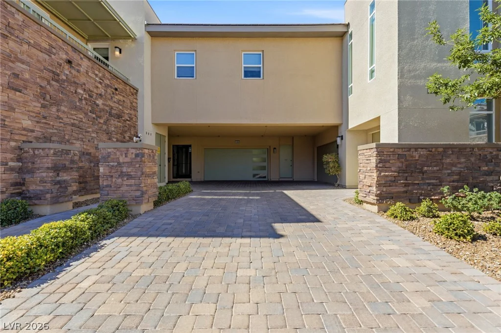 11280 Granite Ridge, Las Vegas, NV 89135