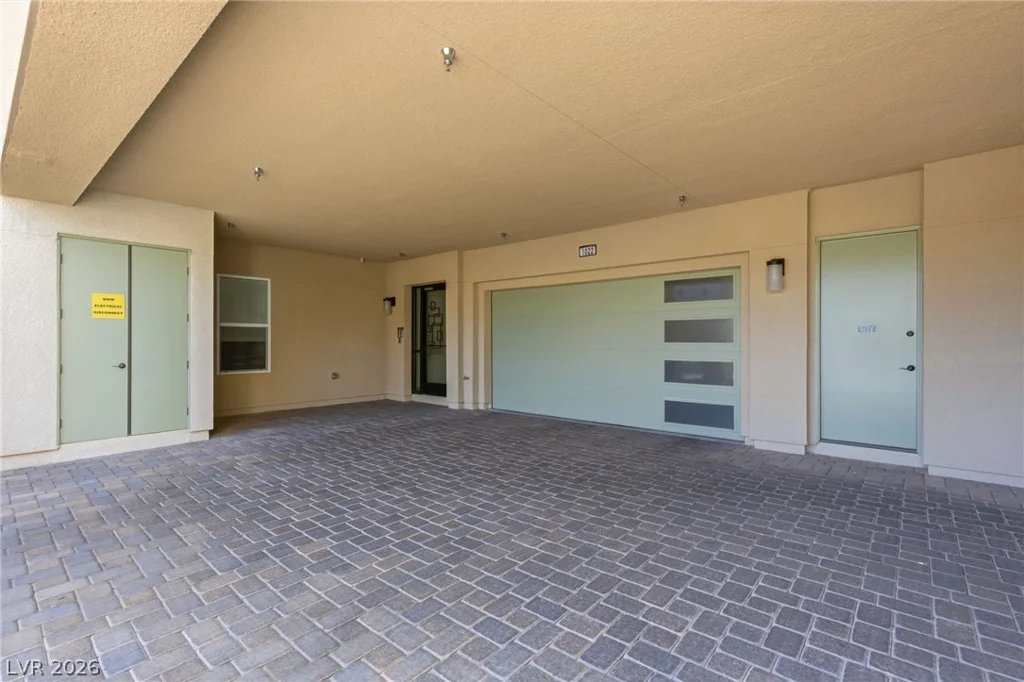 11280 Granite Ridge, Las Vegas, NV 89135
