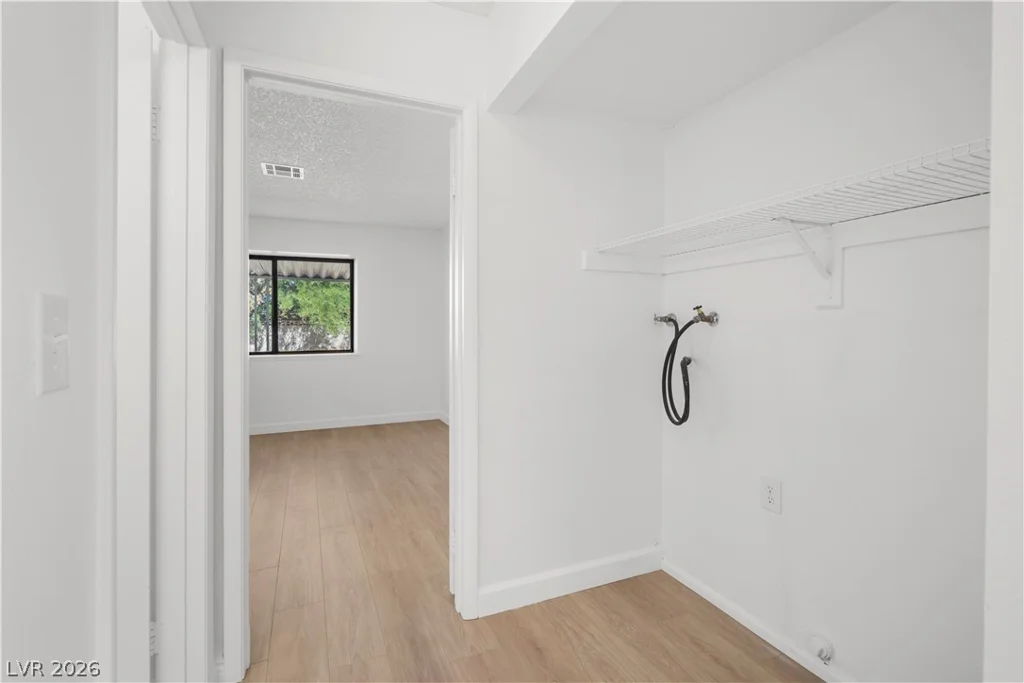 8144 Cactus Flower, Las Vegas, NV 89145