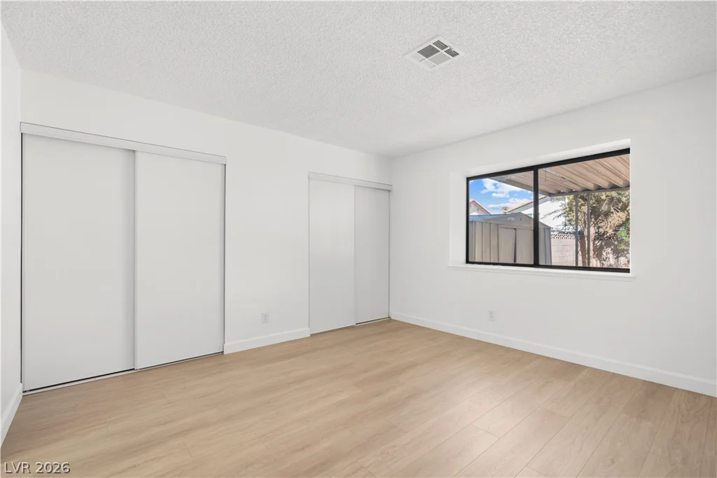 8144 Cactus Flower, Las Vegas, NV 89145
