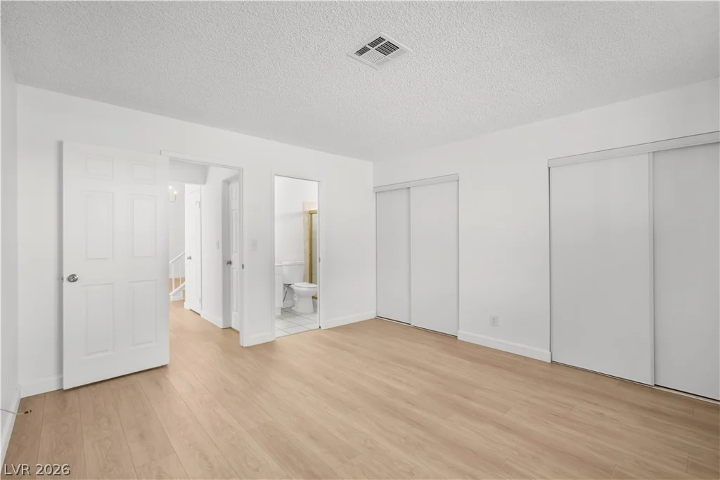 8144 Cactus Flower, Las Vegas, NV 89145
