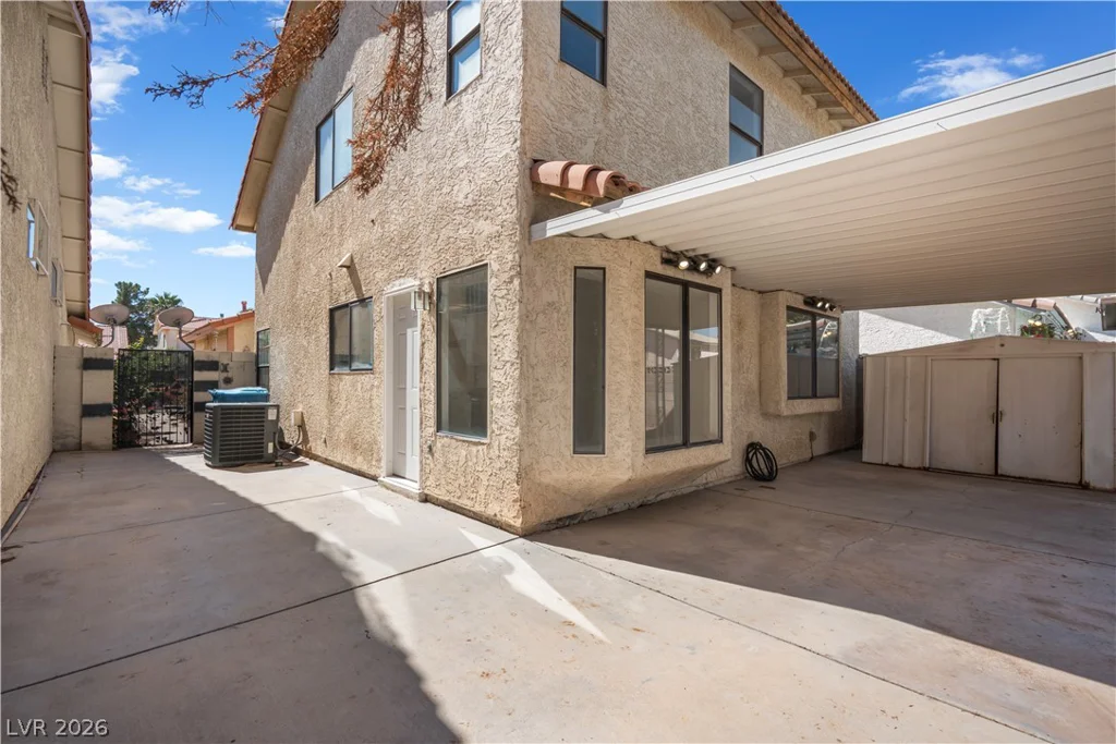 8144 Cactus Flower, Las Vegas, NV 89145