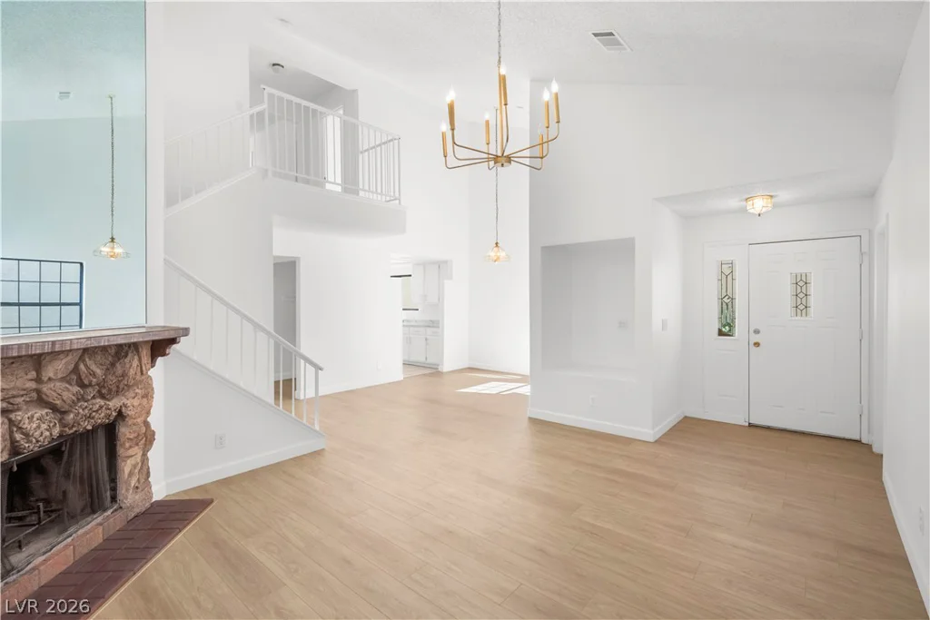 8144 Cactus Flower, Las Vegas, NV 89145