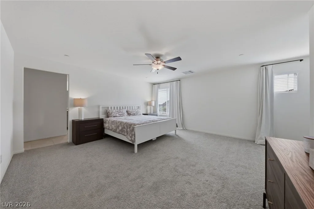 10948 Lancaster Park, Las Vegas, NV 89166