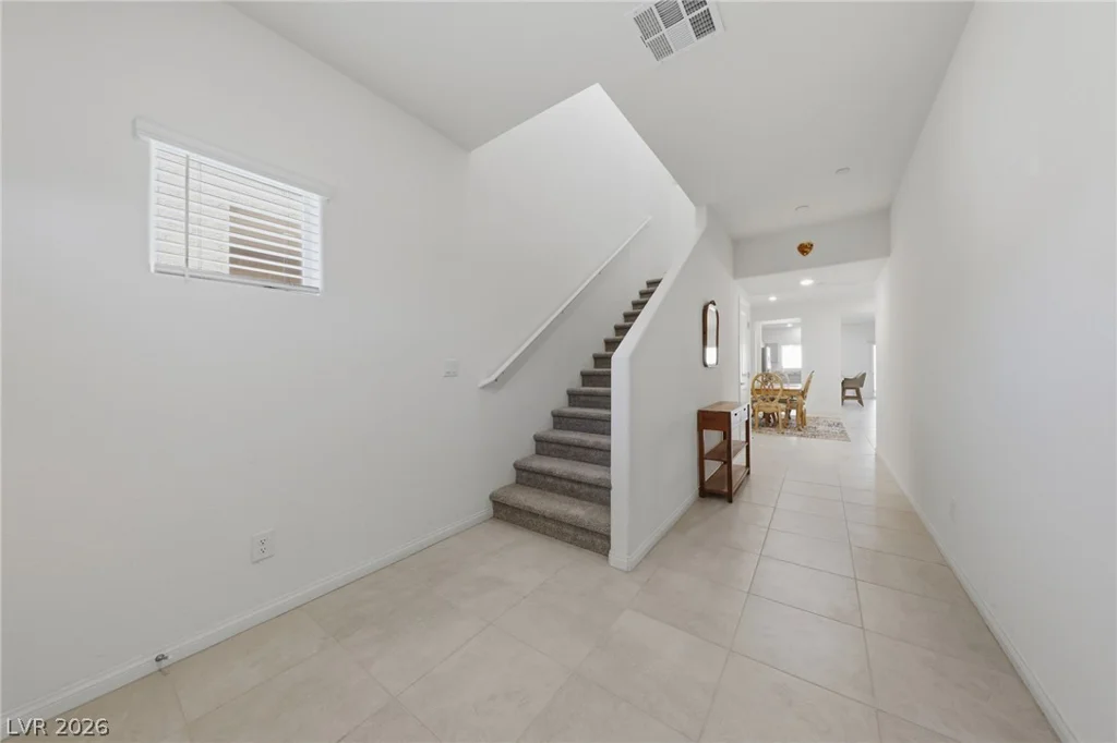 10948 Lancaster Park, Las Vegas, NV 89166