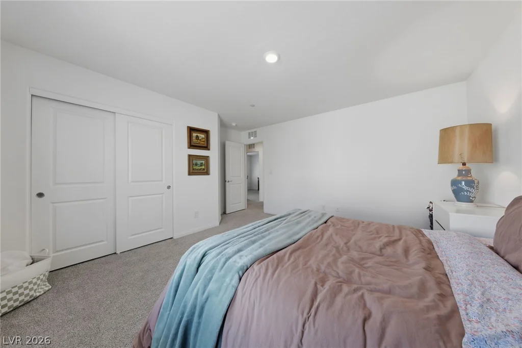 10948 Lancaster Park, Las Vegas, NV 89166