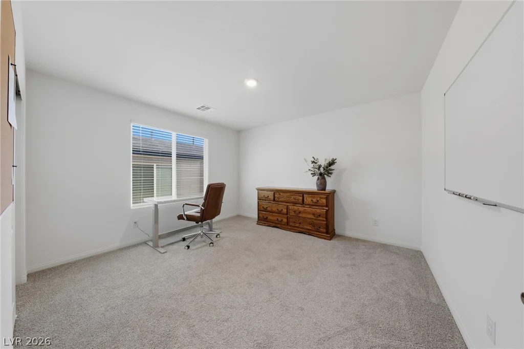 10948 Lancaster Park, Las Vegas, NV 89166