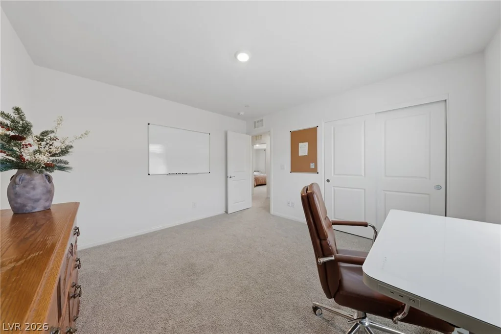10948 Lancaster Park, Las Vegas, NV 89166