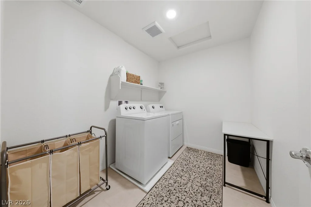 10948 Lancaster Park, Las Vegas, NV 89166