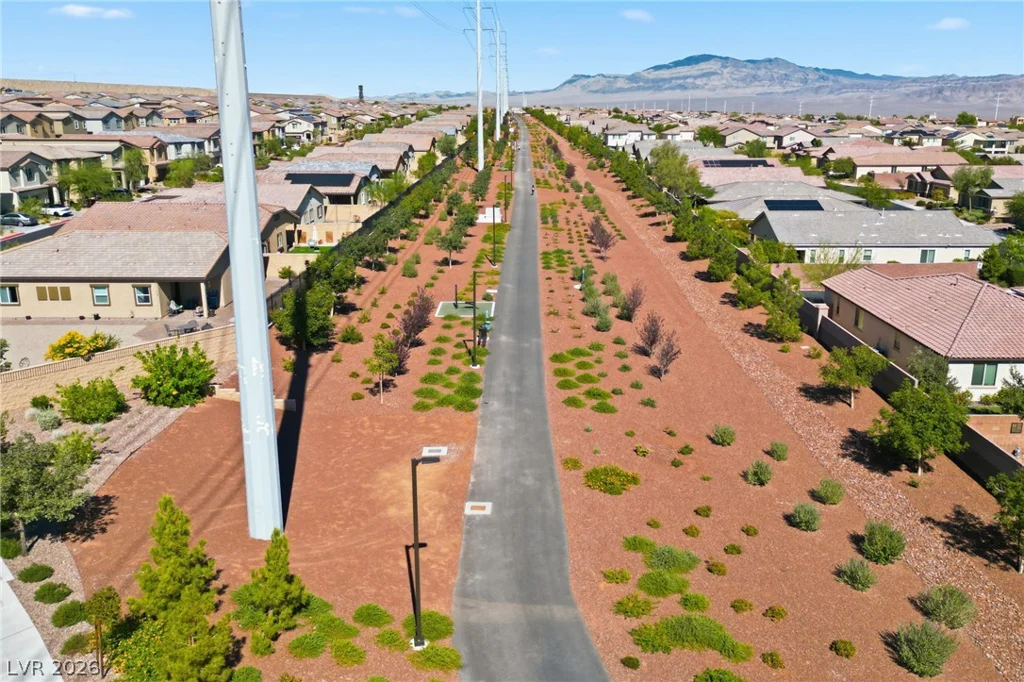 10948 Lancaster Park, Las Vegas, NV 89166