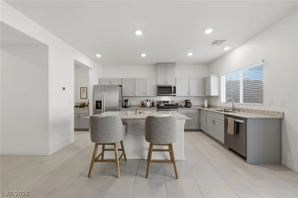 10948 Lancaster Park, Las Vegas, NV 89166