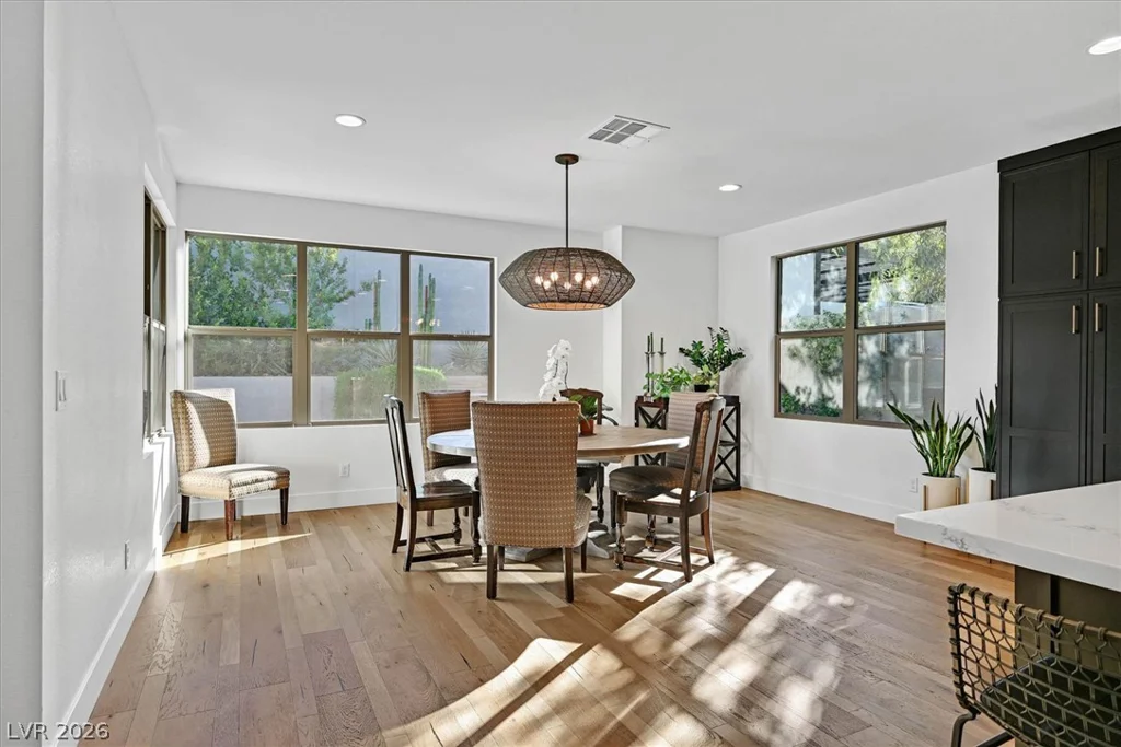 10287 Meridian Hill, Las Vegas, NV 89135