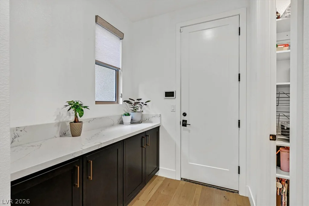 10287 Meridian Hill, Las Vegas, NV 89135
