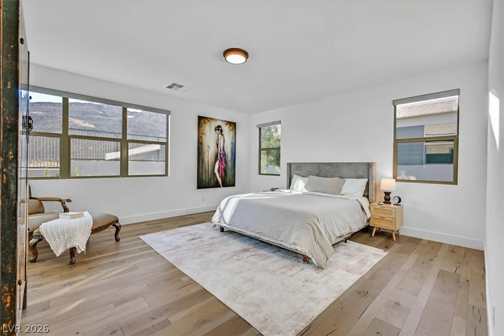 10287 Meridian Hill, Las Vegas, NV 89135