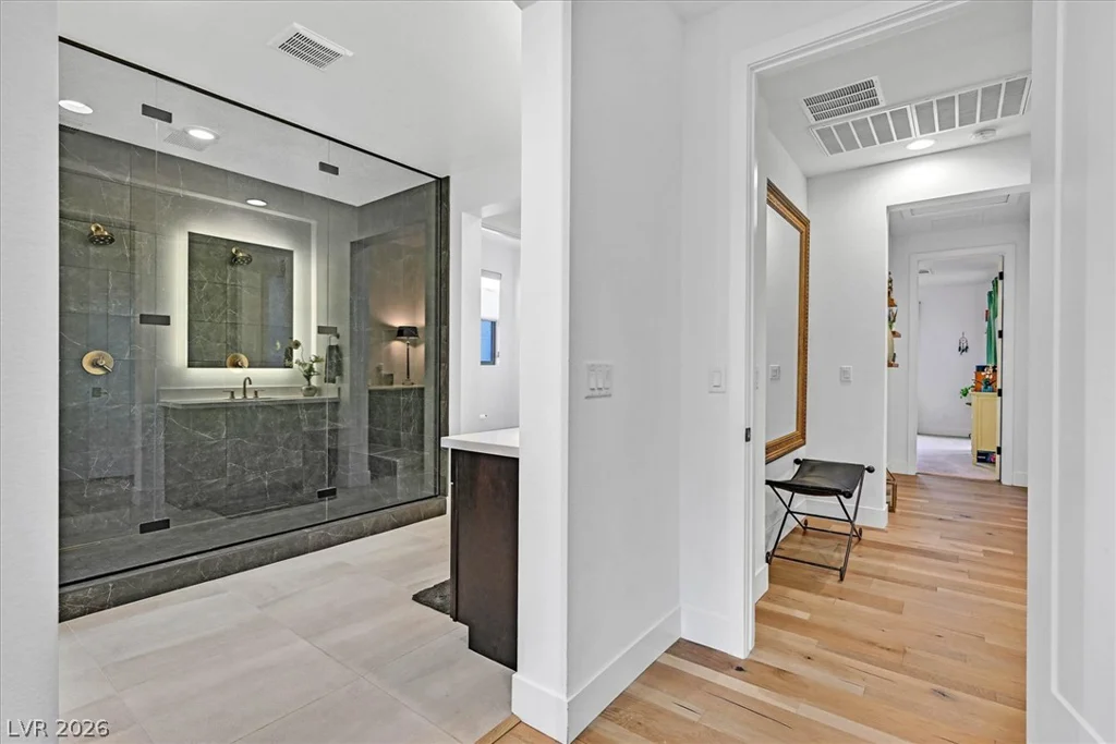 10287 Meridian Hill, Las Vegas, NV 89135