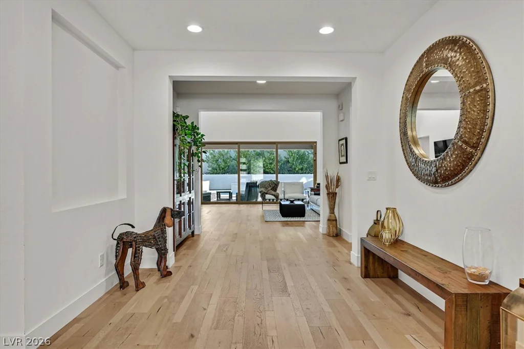 10287 Meridian Hill, Las Vegas, NV 89135