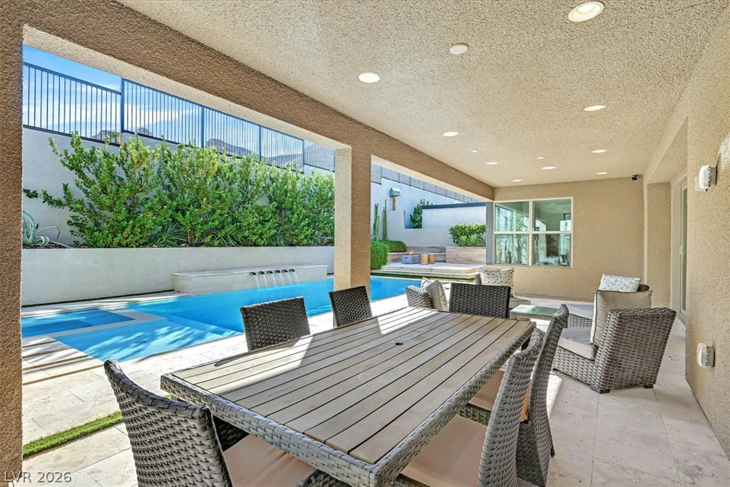 10287 Meridian Hill, Las Vegas, NV 89135