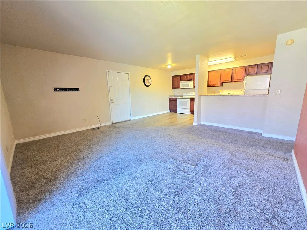 4470 Sandy River, Las Vegas, NV 89103