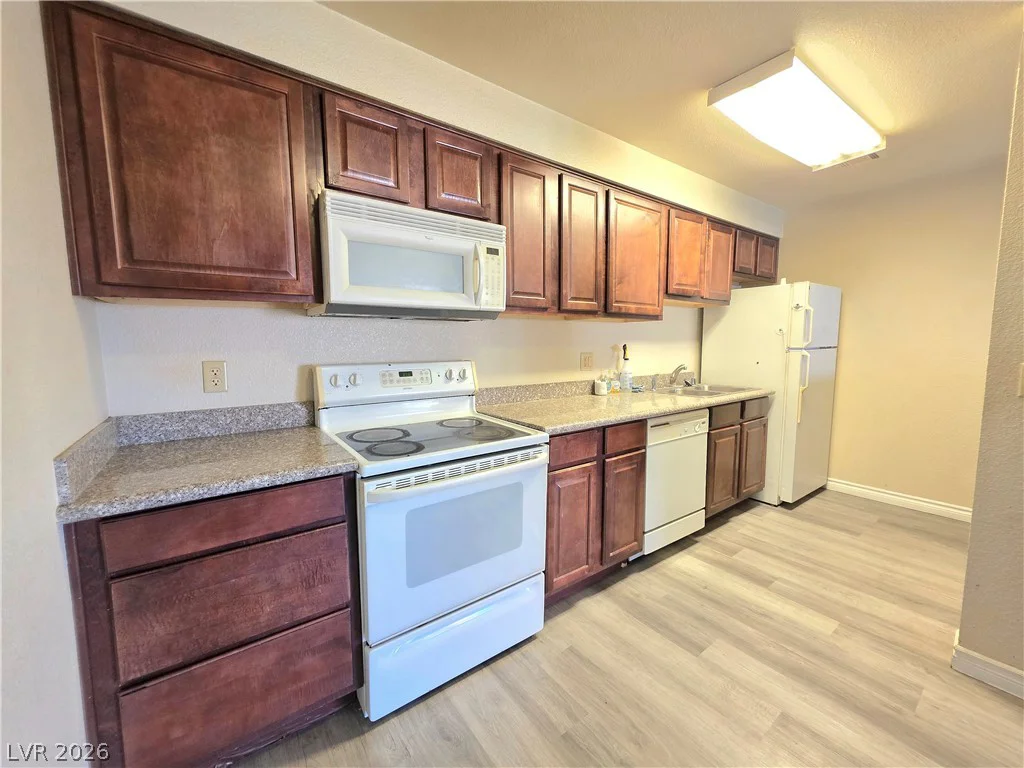 4470 Sandy River, Las Vegas, NV 89103