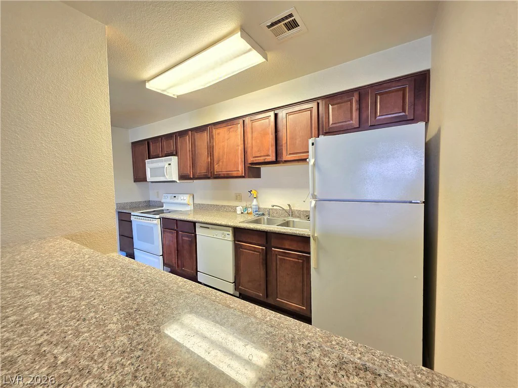 4470 Sandy River, Las Vegas, NV 89103