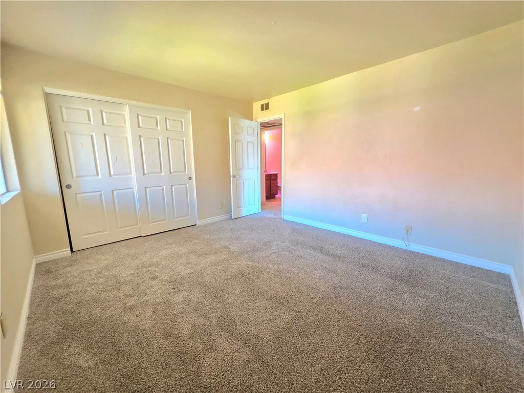 4470 Sandy River, Las Vegas, NV 89103